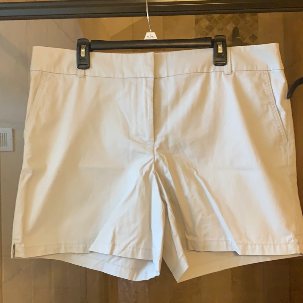 Loft women’s shorts